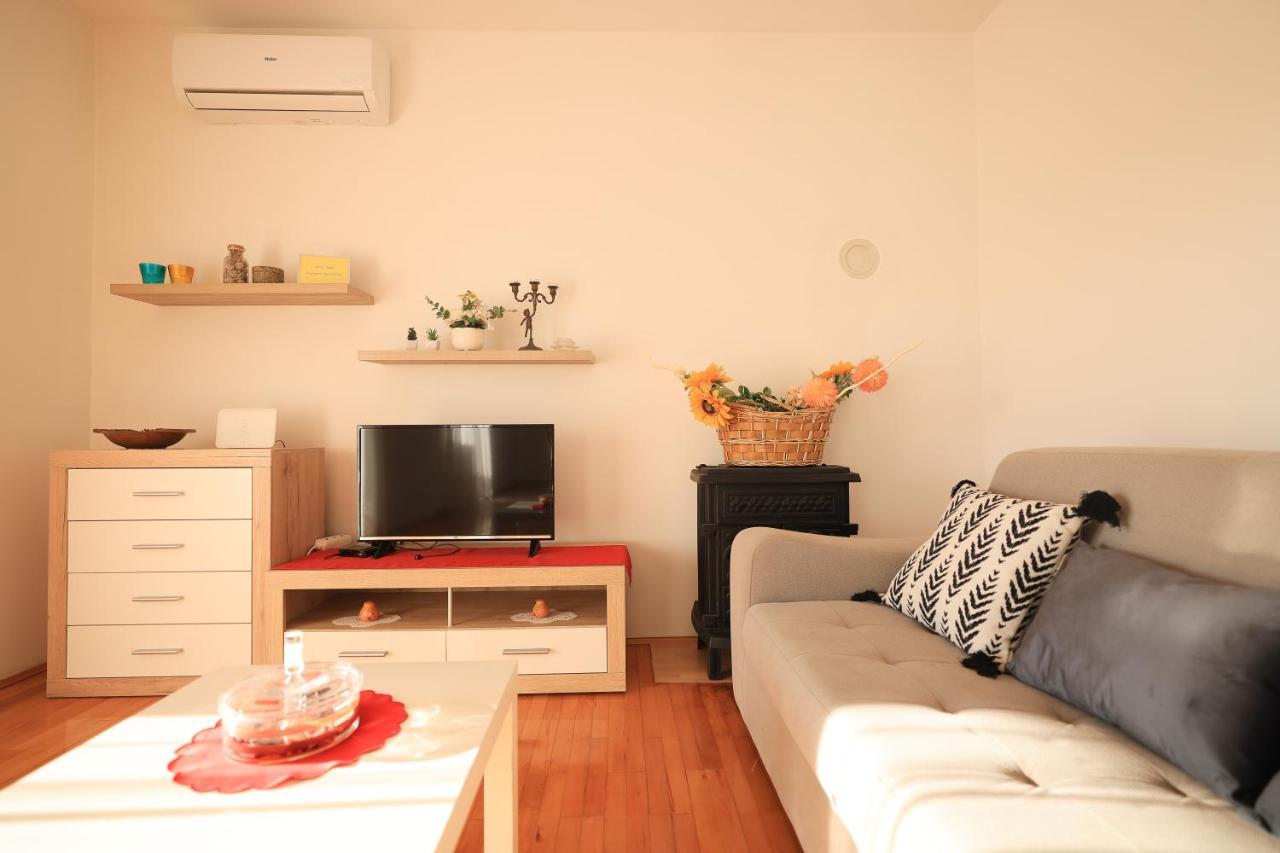 Ana Apartment